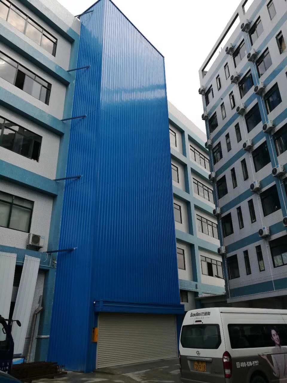 導(dǎo)軌式升降平臺